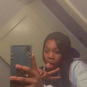 Meet your Posher, Antwanella